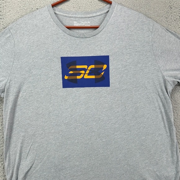 Steph Curry Golden State Warrior T-Shirt Men 2XL Heat Gear Grey NBA Under Armour - Picture 1 of 9